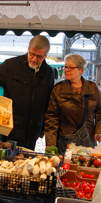 nachbarschaftshilfe-taunusstein_Einkaufen_hochformat