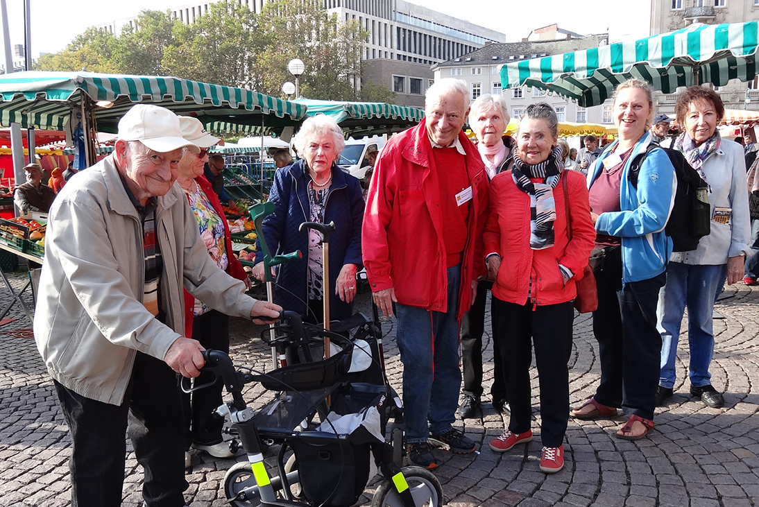 Nachbarschaftshilfe_Taunusstein_eV_Hilfe_u_Helfen_SIE-MOECHTEN-HELFEN_Busprojekt
